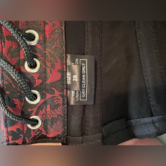 28 red damask under bust steel boned corset goth Victorian - Picture 3 of 5